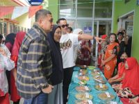 Wali Kota Makassar, Munafri Arifuddin bersama Ketua TP PKK Kota Makassar, Melinda Aksa Mahmud.